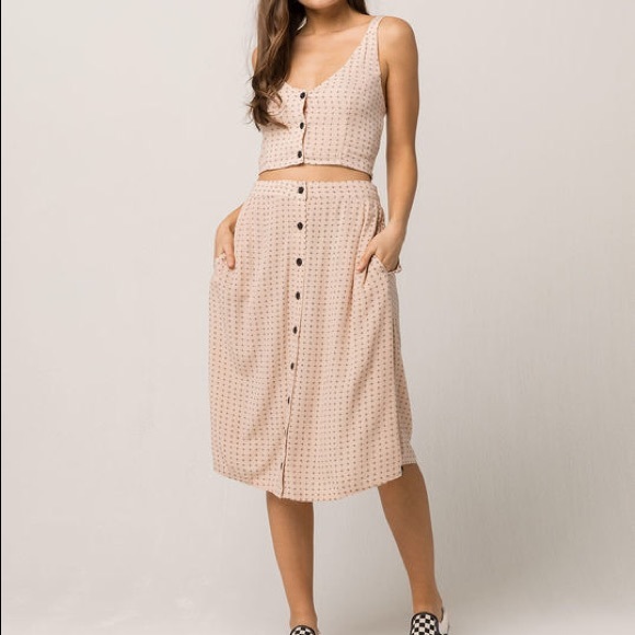 VOLCOM ‘ GET TO STEPPIN’ 2 piece set - Picture 1 of 3